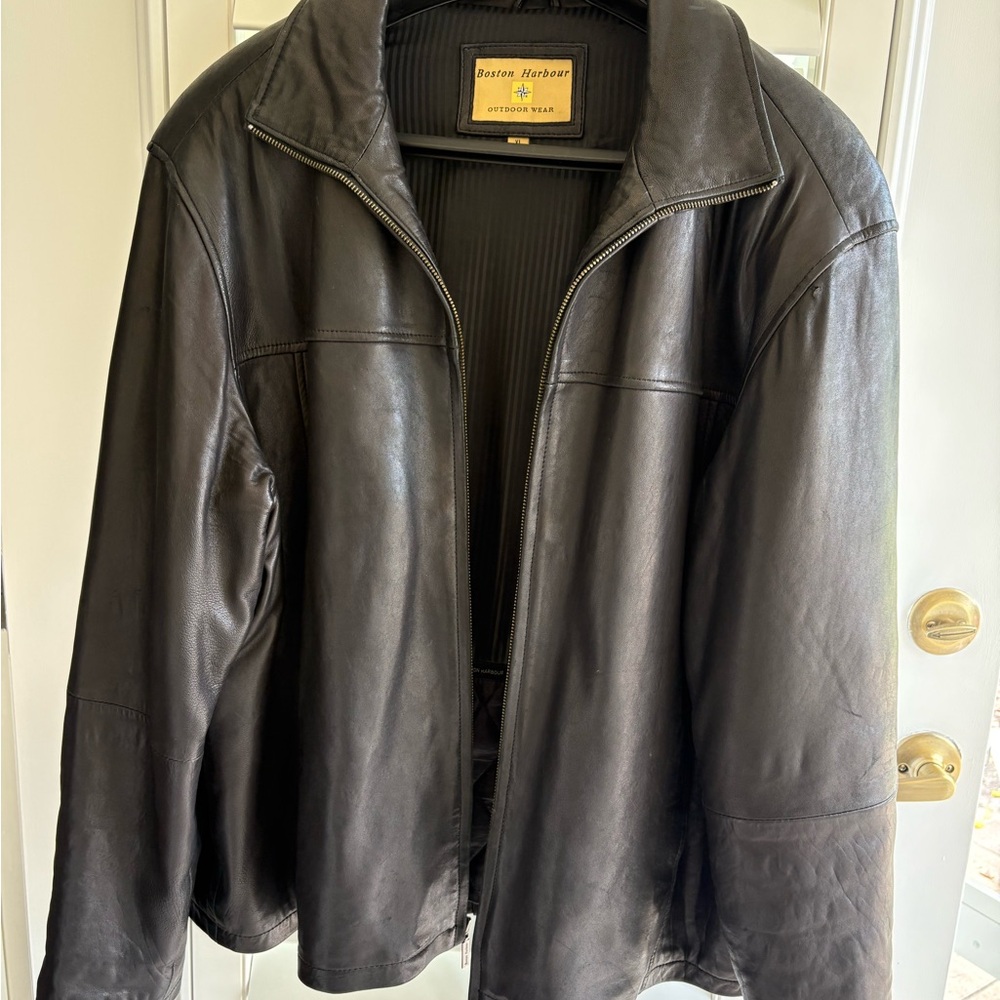 Men’s Black Leather Jacket. Sz XL.